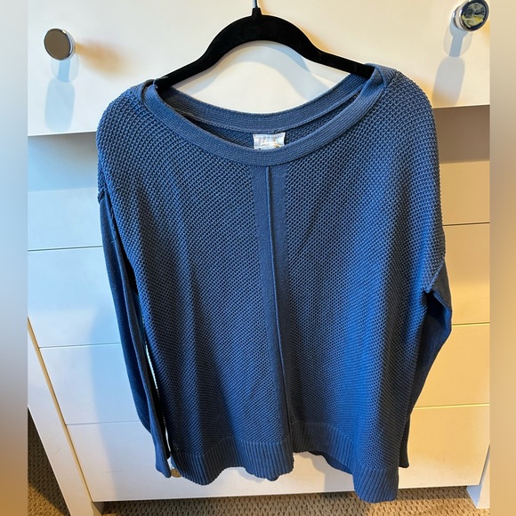 Caslon Size Large Sweater - Picture 1 of 1